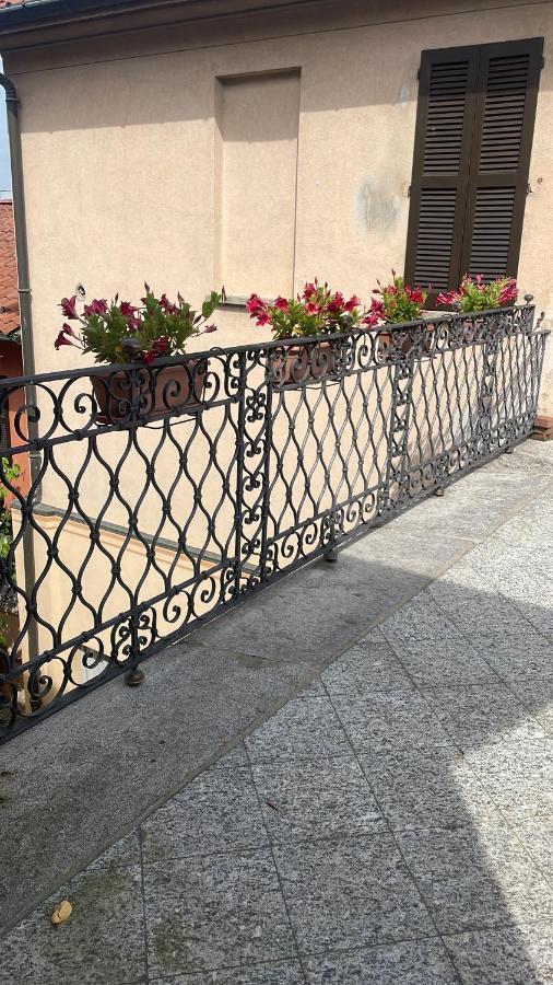 Villa Ghiringhelli Azzate Exterior photo