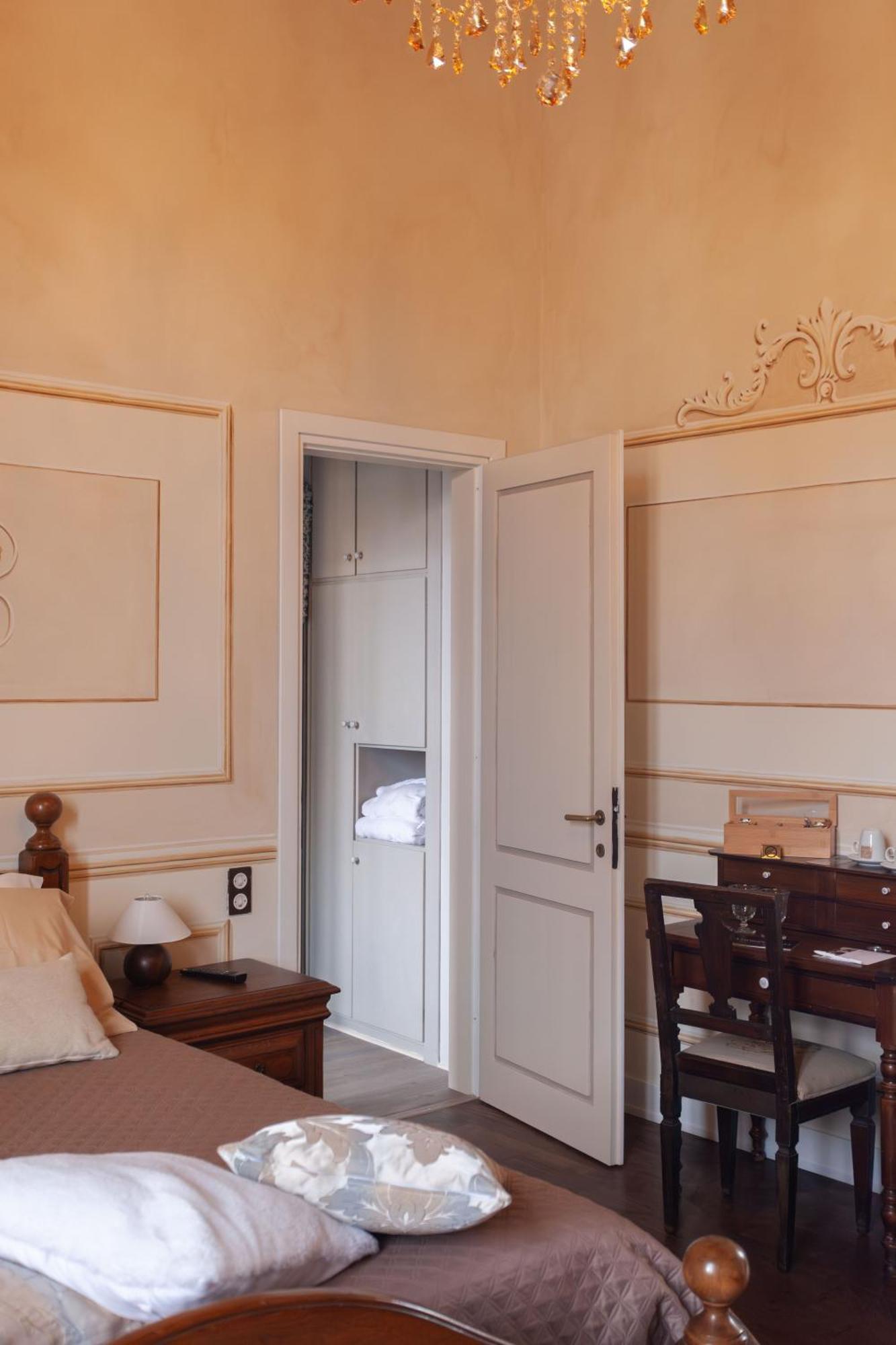 Villa Ghiringhelli Azzate Exterior photo